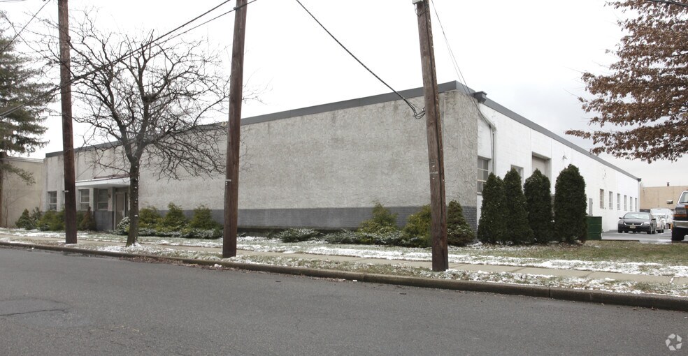 More Photos Of 60 Liberty St, Metuchen Warehouse For Sale