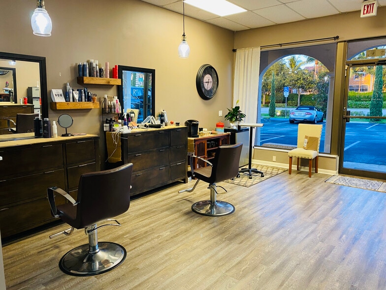 More Photos Of 5701-5781 N Federal Hwy, Boca Raton Storefront Retail Office For Lease