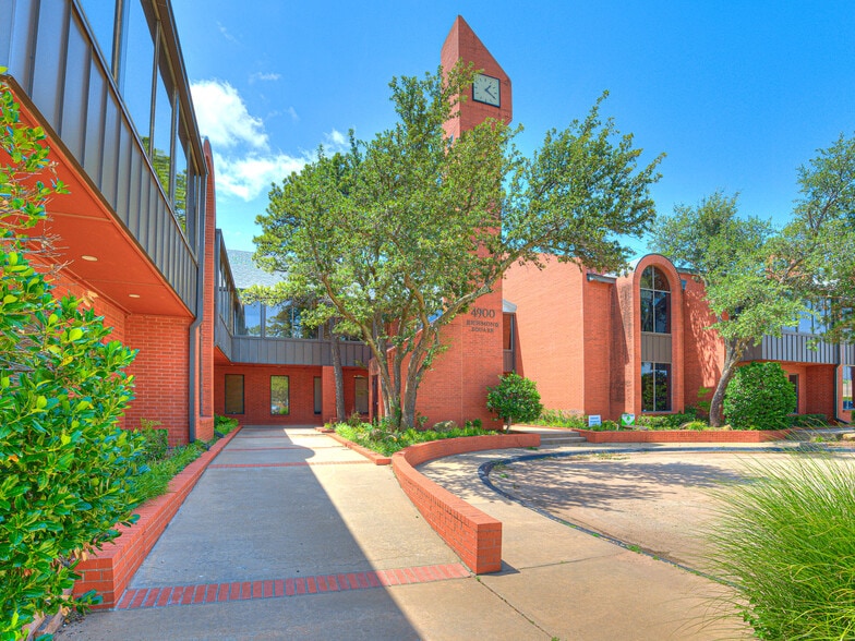 More Photos Of 4900 Richmond Sq, Oklahoma City Medical For Lease