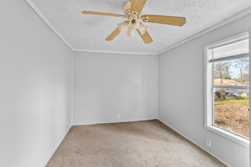 More Photos Of 31 Jackson Rd, Huntsville Apartments For Sale