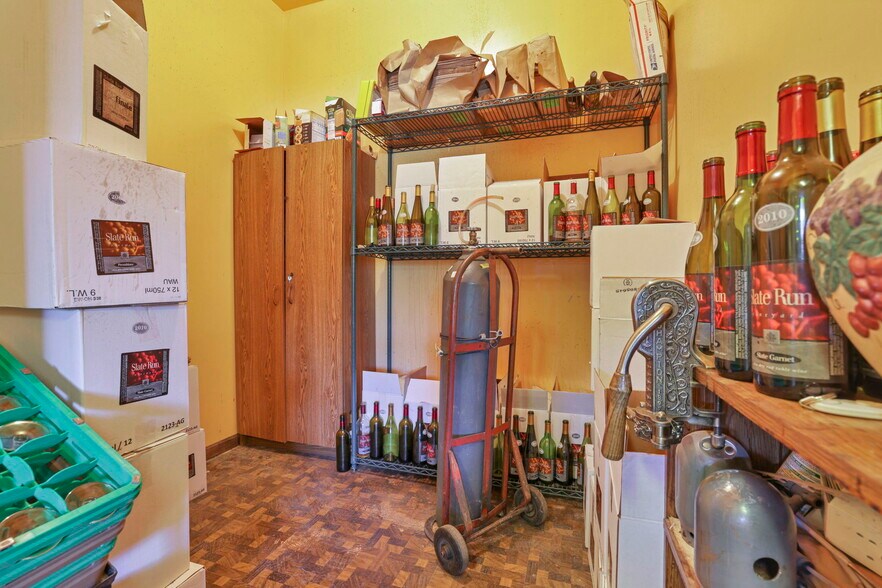 More Photos Of 1900 Winchester Southern Rd, Canal Winchester Winery Vineyard For Sale