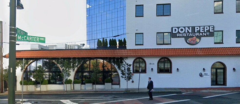 Primary Photo Of 844 McCarter Highway, Newark Office For Lease