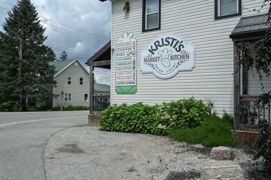 More Photos Of 226 Middle Townline Rd, Harley Storefront Retail Office For Sale