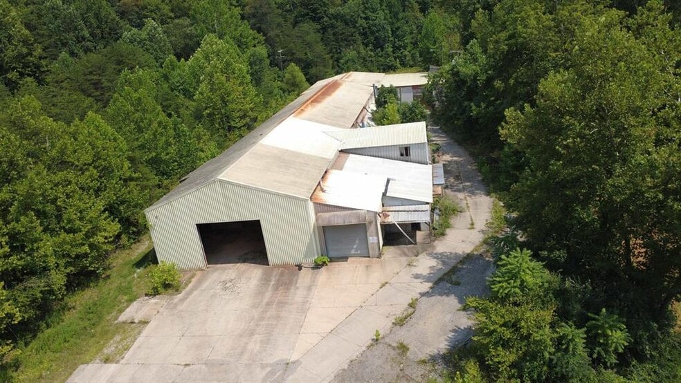 Primary Photo Of 1626 Manilla Creek Rd, Poca Warehouse For Sale