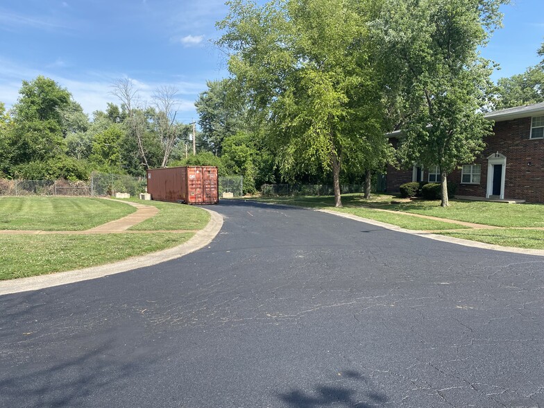 More Photos Of 1624 Northwinds Estates Dr, Saint Louis Apartments For Sale