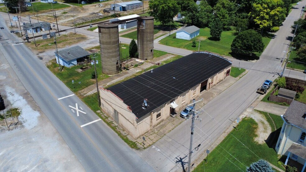 More Photos Of 1100 N Main St, Mount Vernon Industrial For Sale