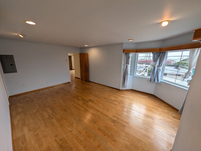 More Photos Of 1631 Liliha St, Honolulu Medical For Sale