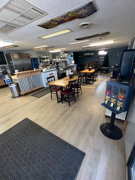 More Photos Of 153 Big Timber Rd loop, Big Timber Fast Food For Sale