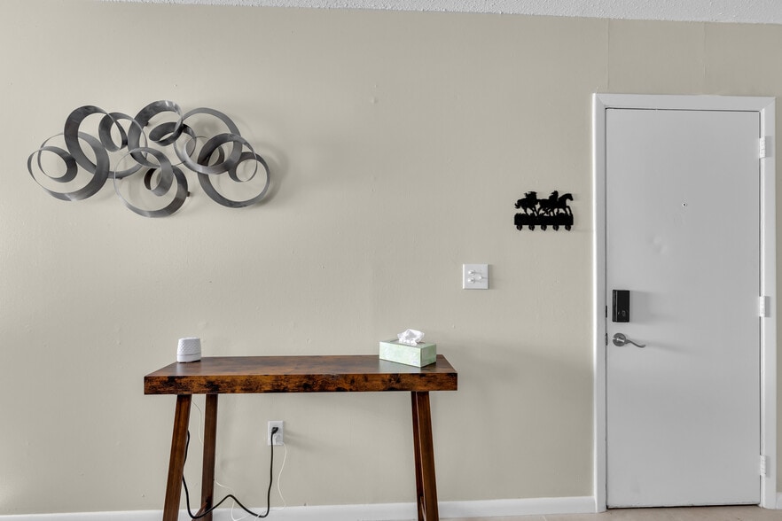 More Photos Of 2621 SW 33rd Ave, Ocala Apartments For Sale
