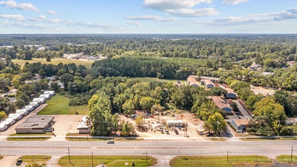 More Photos Of 1214 E Denman Ave, Lufkin Office For Sale