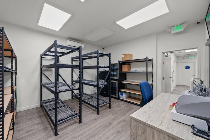 More Photos Of 1017 E Ocean Ave, Lompoc Medical For Sale