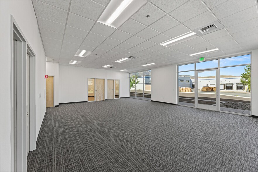 More Photos Of 6980 Resource Dr, Reno Warehouse For Lease