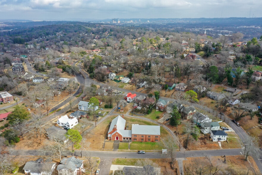 More Photos Of 2001 Avenue Z, Birmingham Religious Facility For Sale