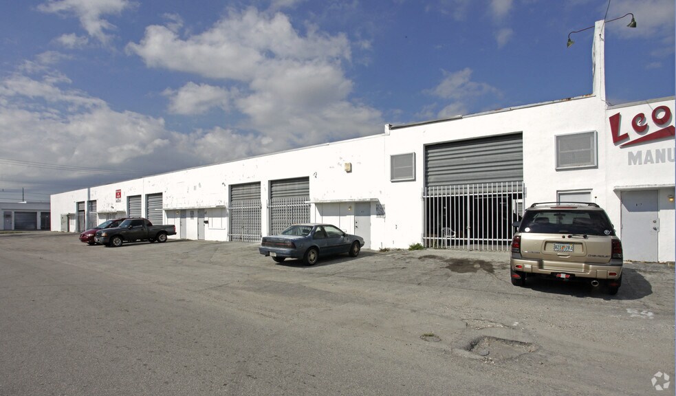 More Photos Of 803 NW 7th Ter, Fort Lauderdale Industrial For Sale
