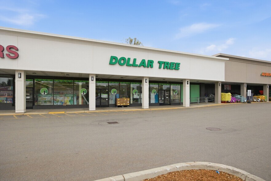 More Photos Of 223 Lincoln Ave, Haverhill Land For Lease