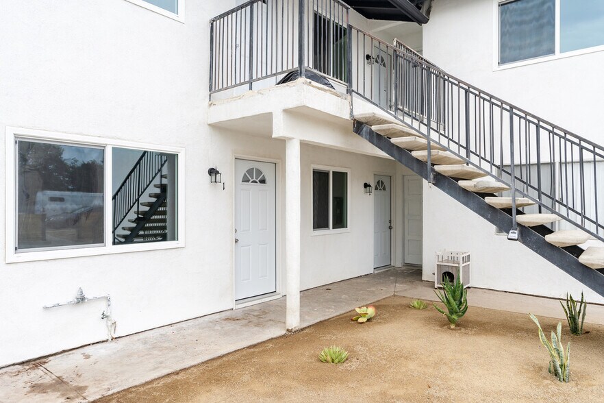 More Photos Of 317 Tremont St, Chula Vista Apartments For Sale