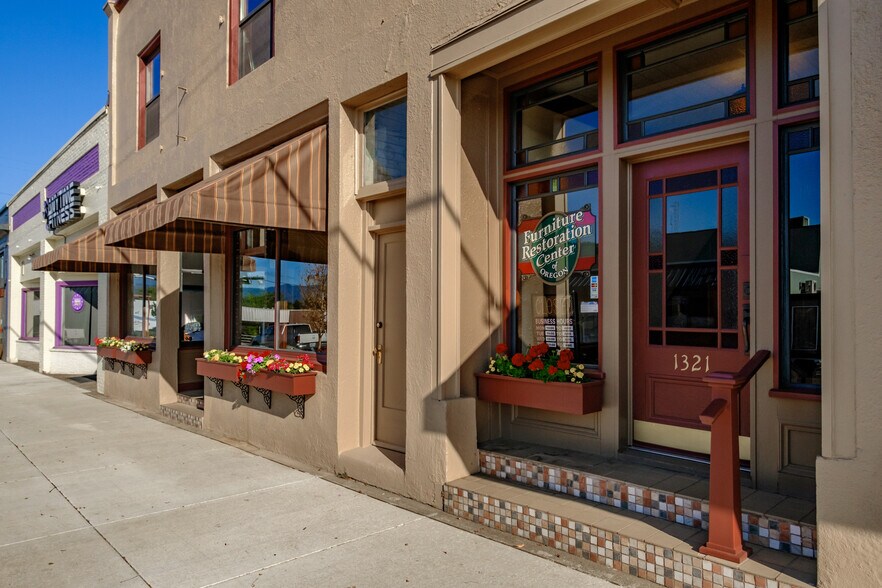 More Photos Of 1321 Main St, Philomath Storefront Retail Residential For Sale