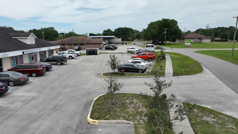 More Photos Of 120 Carter Blvd, Polk City Storefront Retail Office For Lease