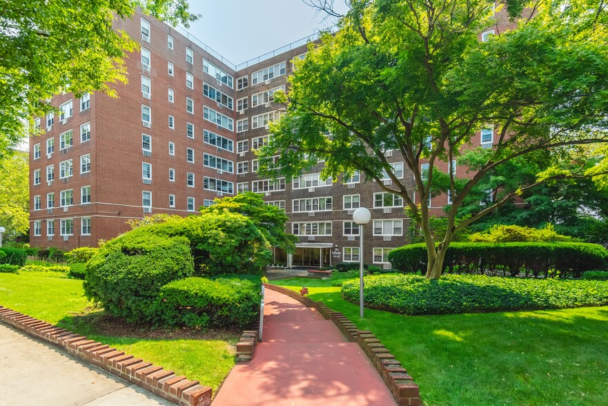 More Photos Of 164-11 Highland Avenue, Jamaica Apartments For Sale