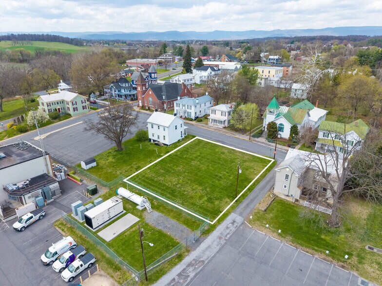 More Photos Of 107 S High St, Edinburg Land For Sale