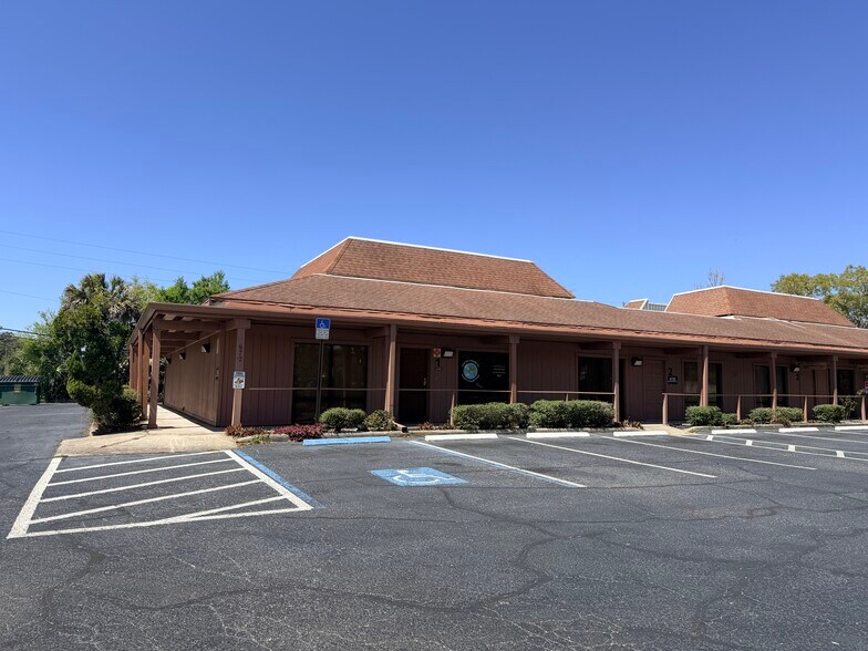 More Photos Of 6725 Cedarridge Dr, Zephyrhills Medical For Lease