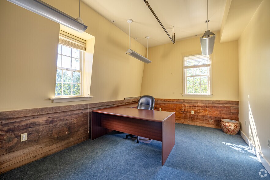 More Photos Of 870 High St, Chestertown Unknown For Sale