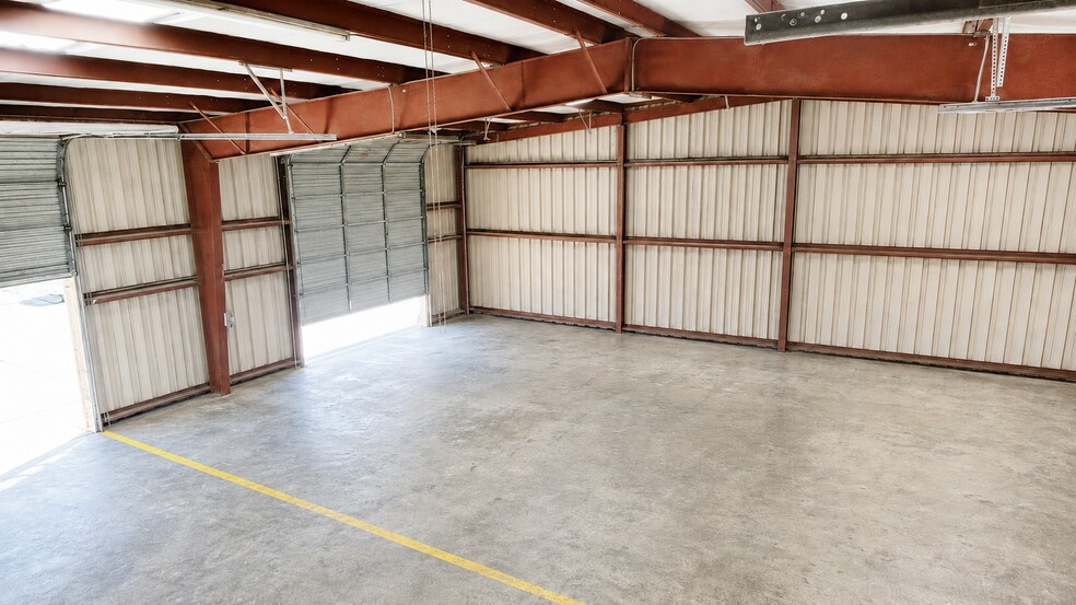 More Photos Of 6244 Springer Dr, Port Richey Warehouse For Sale