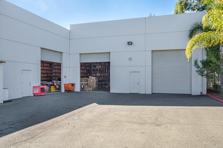 More Photos Of 4136 Avenida De La Plata, Oceanside Manufacturing For Lease