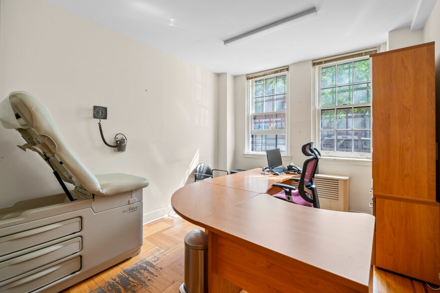 More Photos Of 325 E 79th St, New York Apartments For Sale