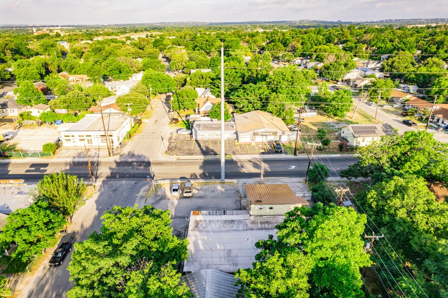 More Photos Of 1006 West Ave, San Antonio Freestanding For Sale