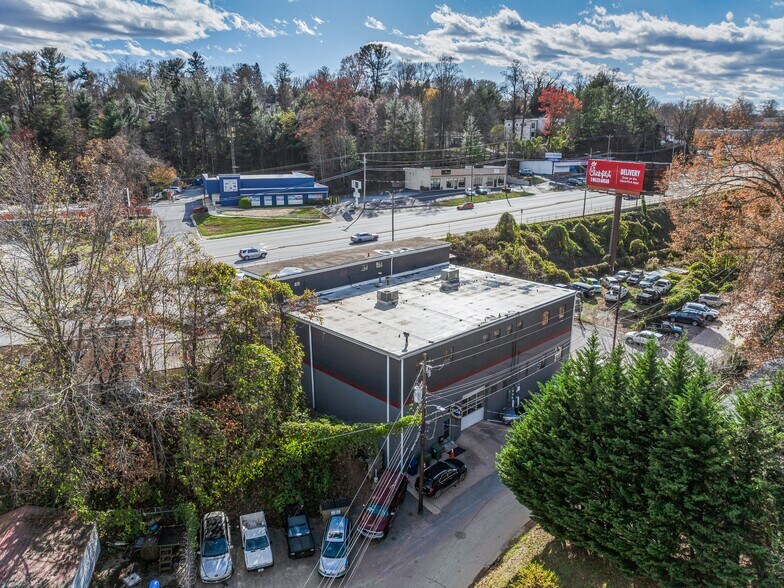 More Photos Of 1141 Patton Ave, Asheville Freestanding For Lease