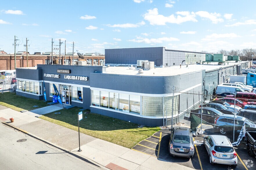 More Photos Of 2959 W 47th St, Chicago Warehouse For Lease
