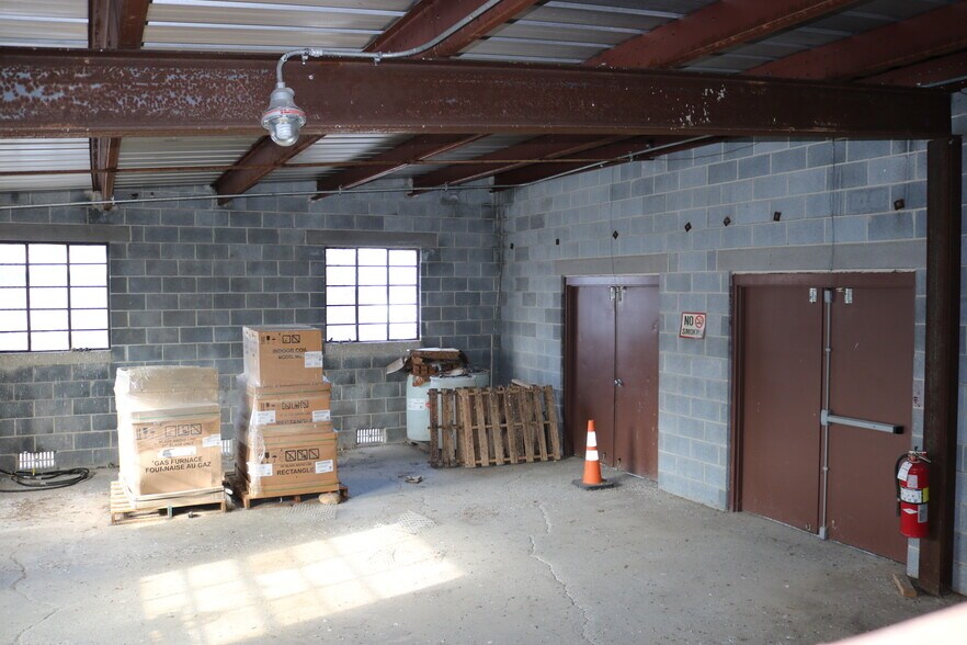 More Photos Of 359 Lincoln Ave, East Stroudsburg Manufacturing For Lease