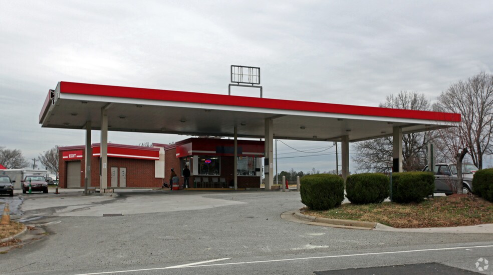 Primary Photo Of 501 Teague St, Greensboro Convenience Store For Sale