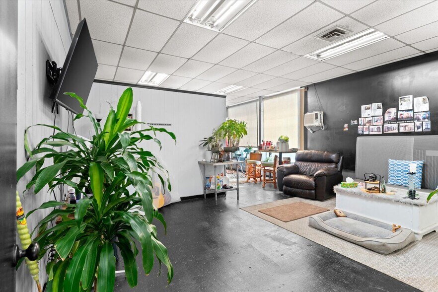 More Photos Of 3744 Lake Katherine Rd, Tunnel Hill Warehouse For Sale
