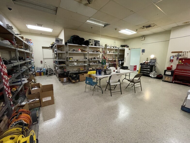 More Photos Of 2001 E Pass Rd, Gulfport Freestanding For Sale