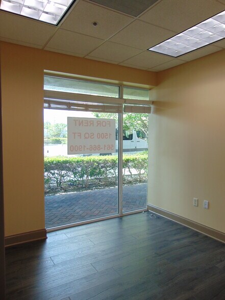 More Photos Of 2512 N Federal Hwy, Delray Beach Self Storage For Lease