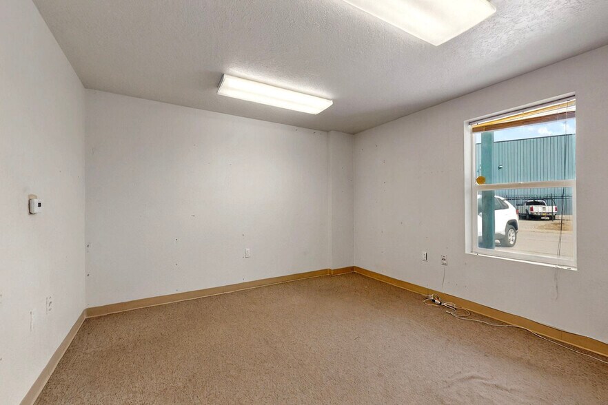 More Photos Of 7900 Lorraine Ct NE, Albuquerque Industrial For Sale