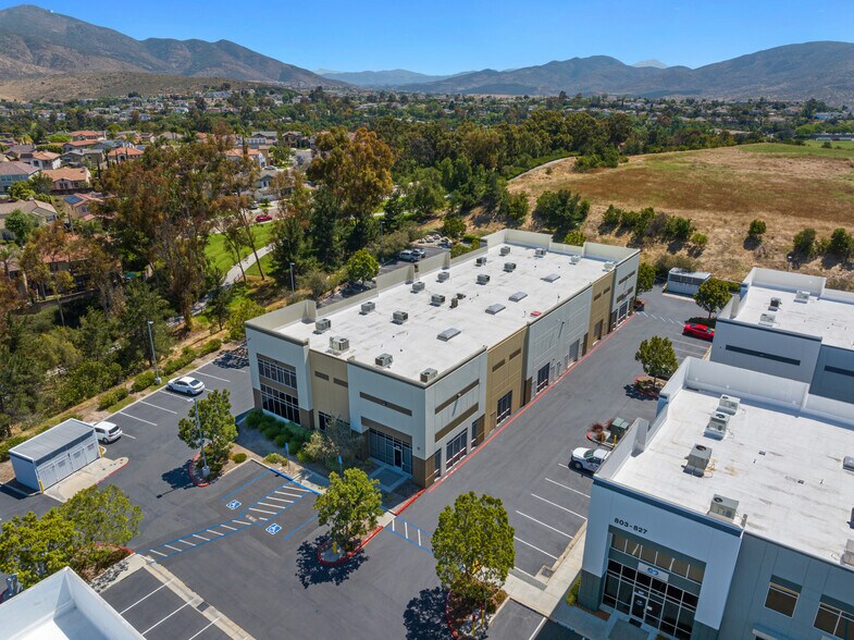 More Photos Of 2560-2566 Catamaran Way, Chula Vista Office For Lease