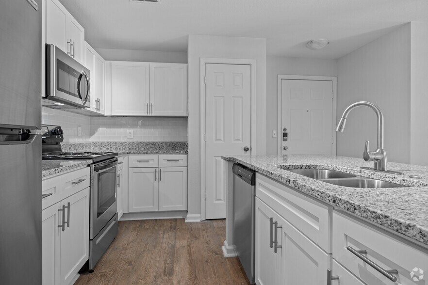 More Photos Of 3816 Banyan Grove Ln, Virginia Beach Apartments For Sale
