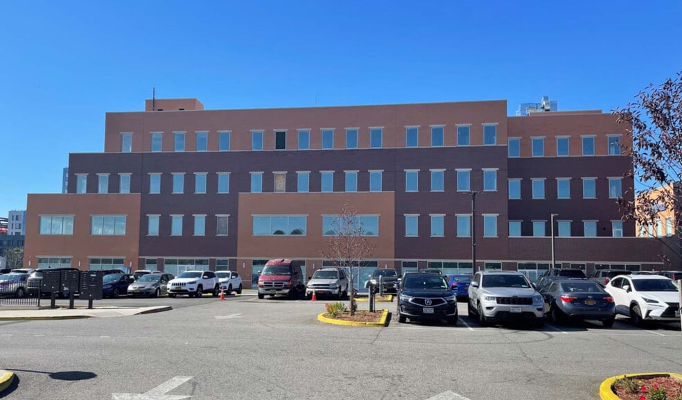 More Photos Of 7801-15 Linden Blvd, Queens Healthcare For Lease