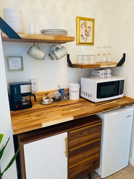 More Photos Of 1430 Race St, Denver Hotel For Sale