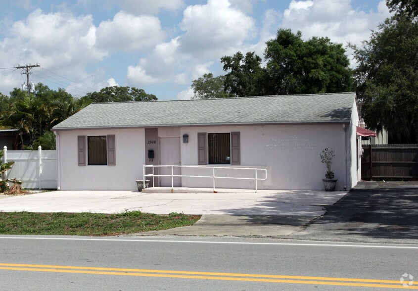 Primary Photo Of 2906 Kenilworth Blvd, Sebring Medical For Sale