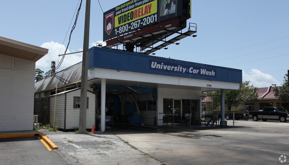 More Photos Of 3746 University Blvd W, Jacksonville Carwash For Lease