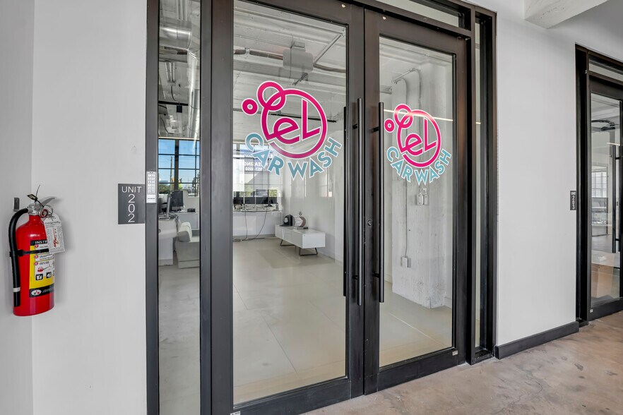 More Photos Of 2509 N Miami Ave, Miami Loft Creative Space For Lease