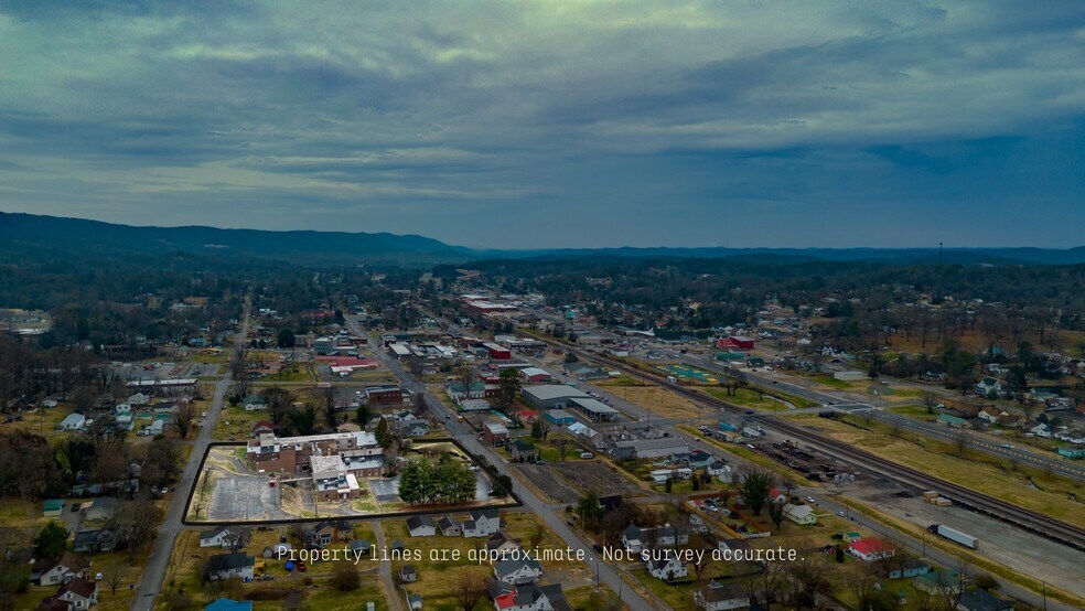 More Photos Of 241 S Chamberlain Ave, Rockwood Assisted Living For Sale