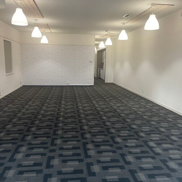 More Photos Of 12-20 N San Mateo Dr, San Mateo Medical For Lease