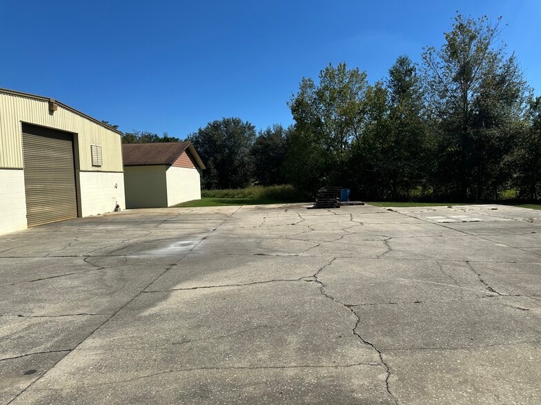 More Photos Of 4060 SE 45th Ct, Ocala Warehouse For Sale