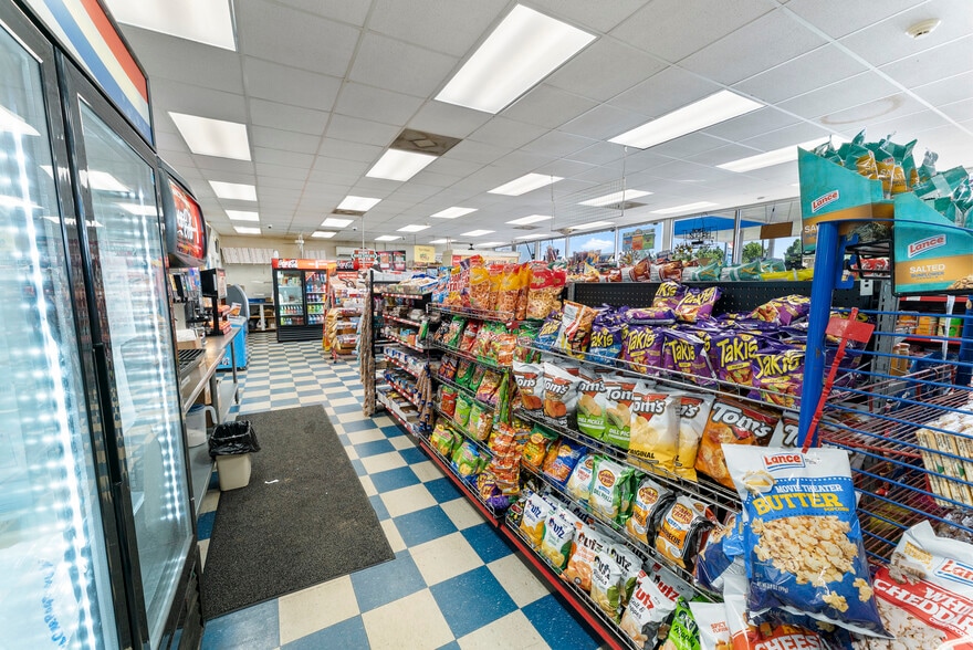 More Photos Of 26127 GA Highway 57 S, Metter Service Station For Sale