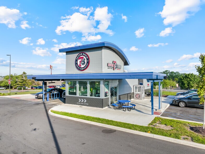 More Photos Of 5231-5255 Detroit Rd, Sheffield Village General Retail For Lease